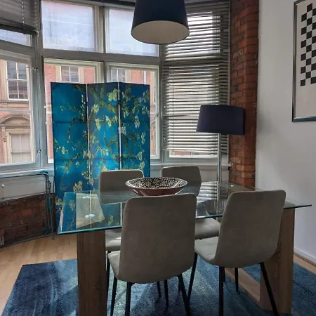 Spacious 2 Bed Apartment In Manchester City Centre Exterior photo